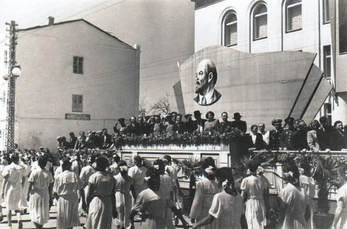 К Маркса 1 мая 1956 год