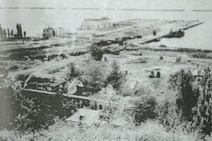 широкий мол 1942