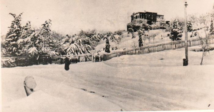 Крепостной сквер в снегу 1911 год