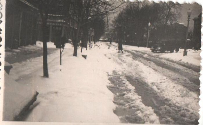 К Маркса (возле цвет рынка) Туапсе 26 января 1963 г
